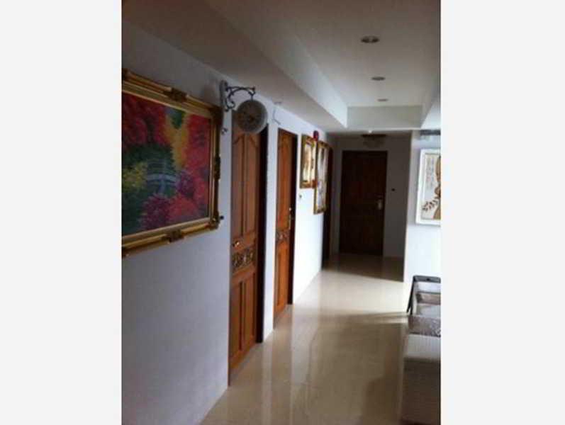 Richly Villa Bangkok Exteriör bild