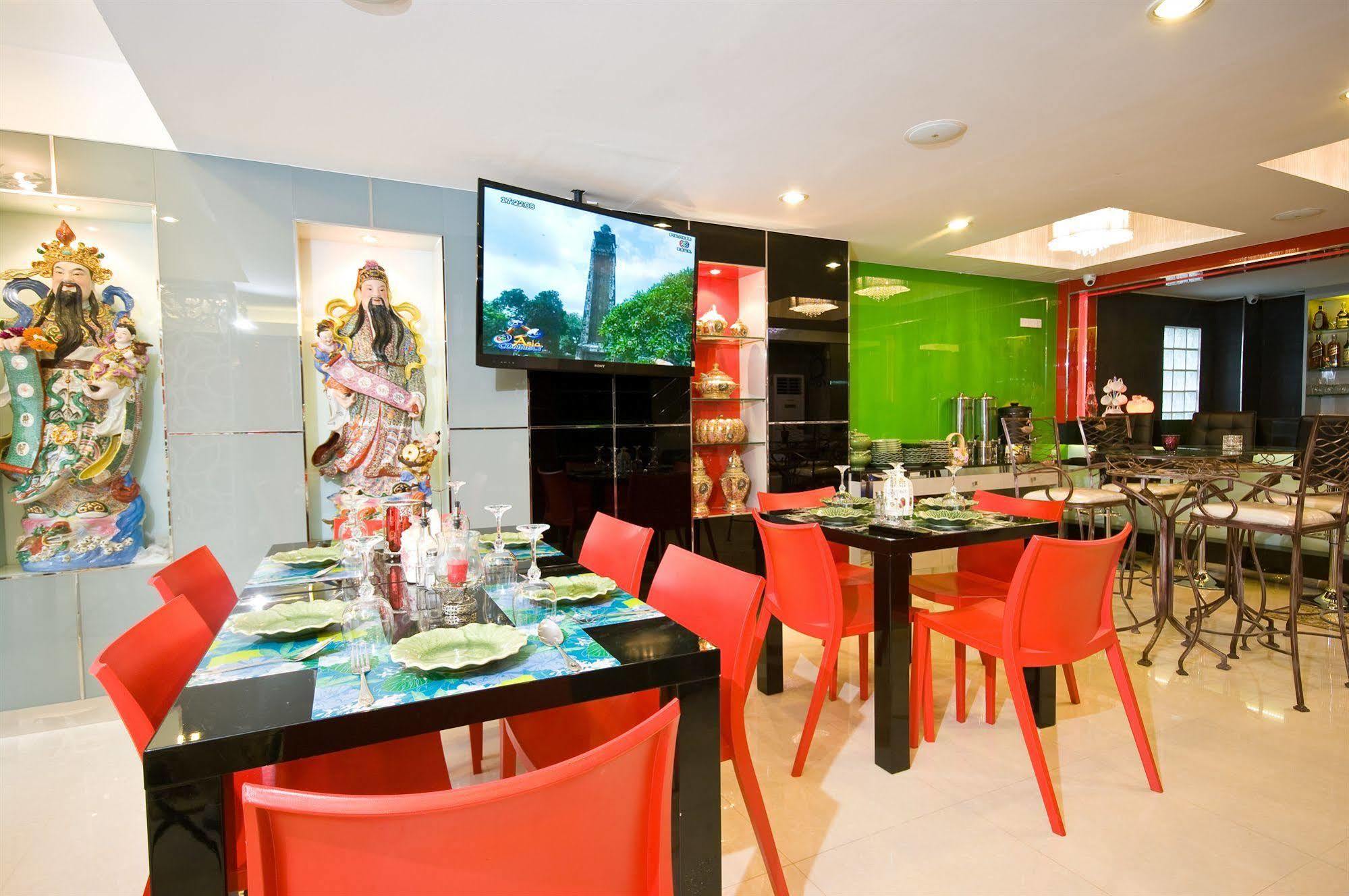 Richly Villa Bangkok Exteriör bild
